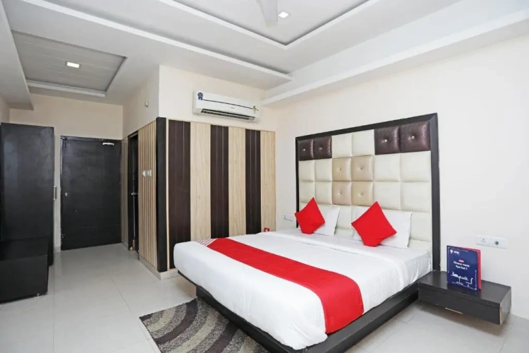 Classic Triple room