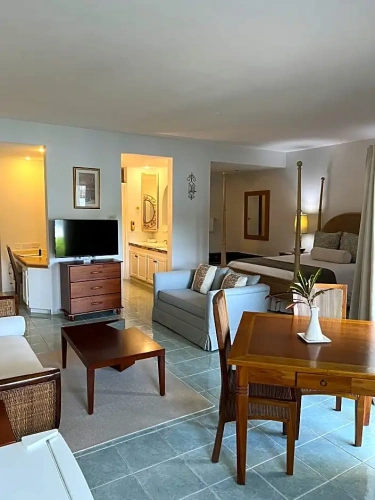 Luxury Twin Suite