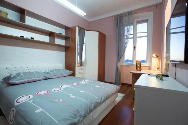 Bristol lux 3BR apartment with view