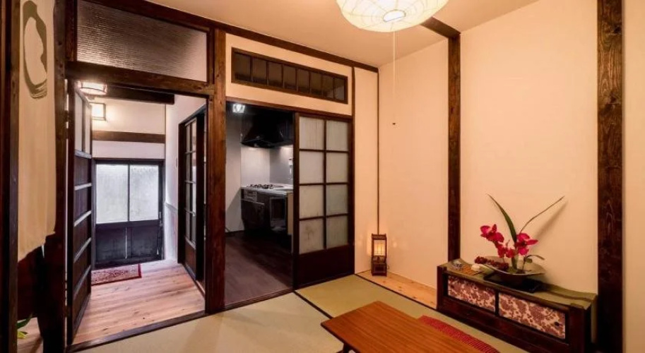 IKIDANE HOUSE Tanimachi, Osaka SOU