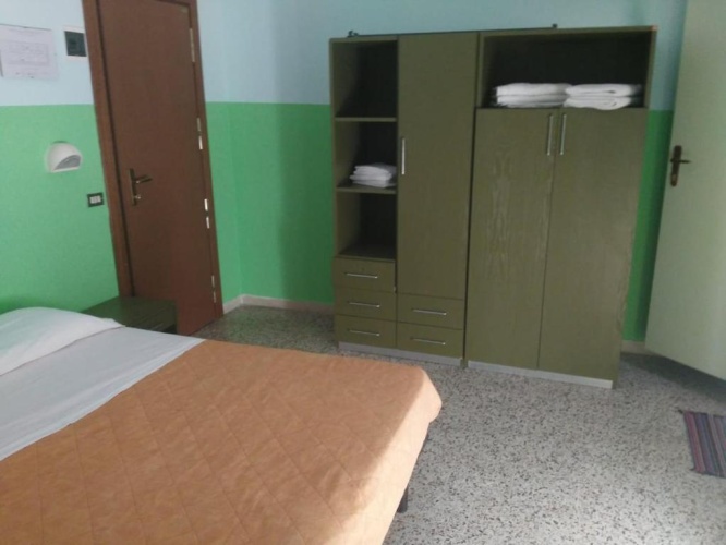 Standard Triple room with balcony