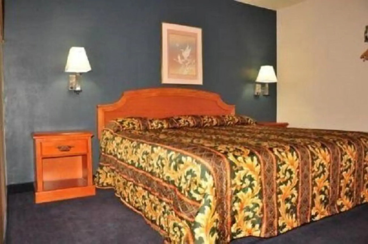 Luxury Inn