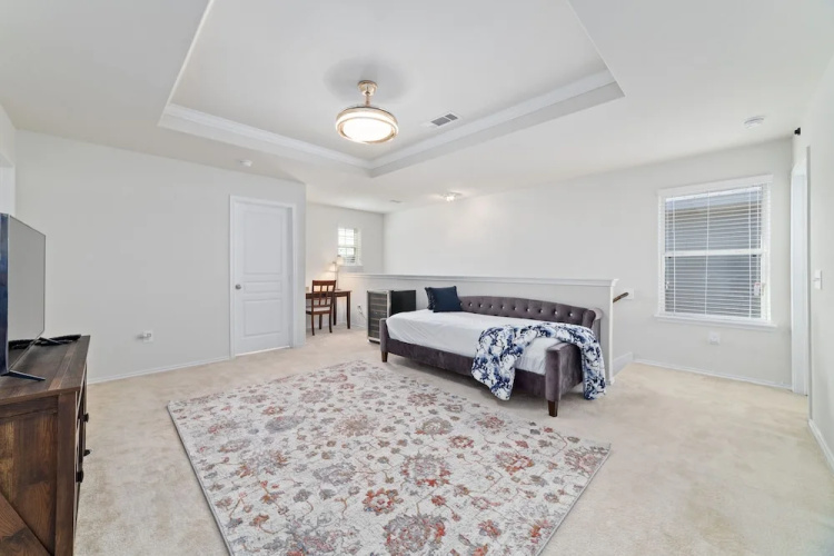 ECLIPZ Modern CEO Corp House