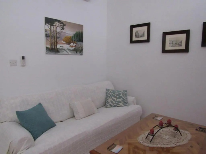 Central Studio Apartment
