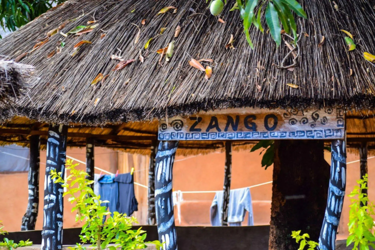 Zinga Backpackers