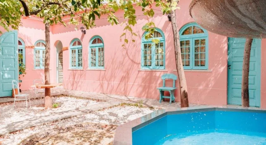 Kali Vice Surf Villa