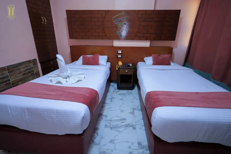 Standard Twin room with city view
