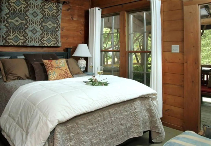 Lake Rabun Hotel & Restaurant