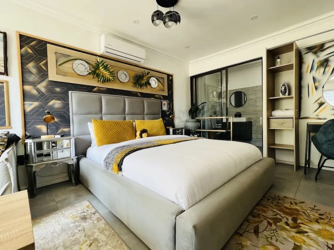1 Bedroom Comfort room