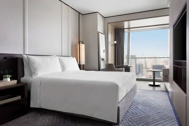 Executive Lounge Access Double Suite with river view