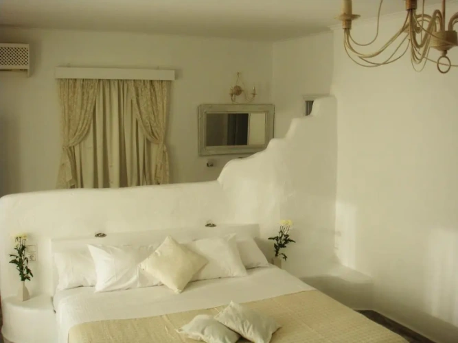 Suite with garden view