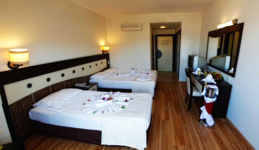 Lavitas Hotel