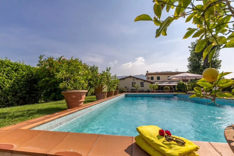 Villa Pallina With Pool
