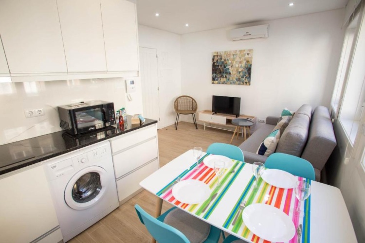 1 Bedroom Apartment