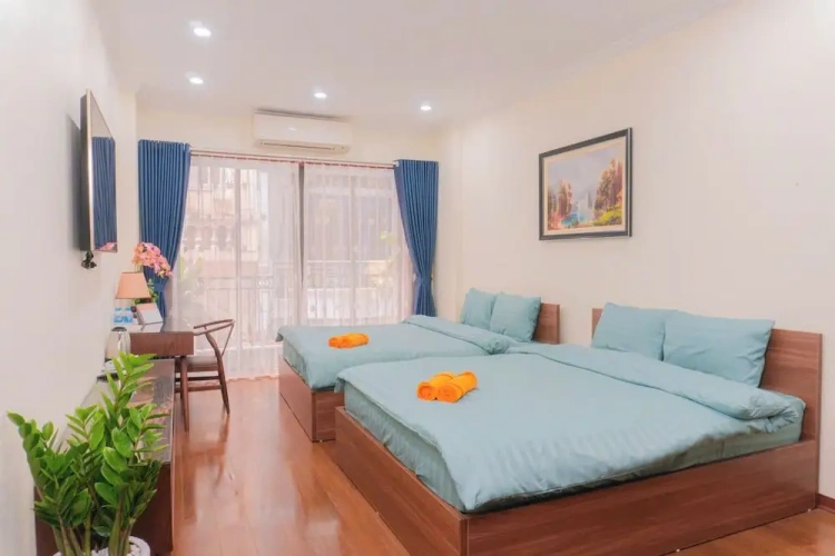 Standard Quadruple Family room