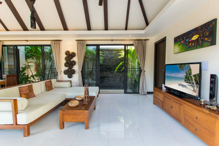 Tulip Pool Villa