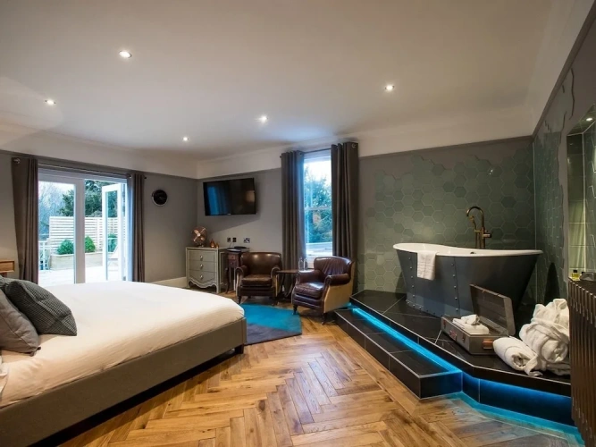 Standard room with river view