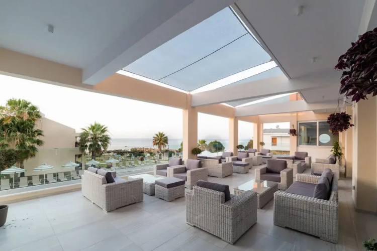Mimosa Beach Hotel