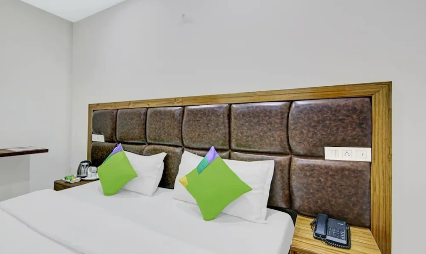 Economy room