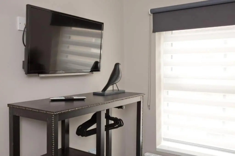 Blackbird Luxury 2 Bed Accomodation Room 8