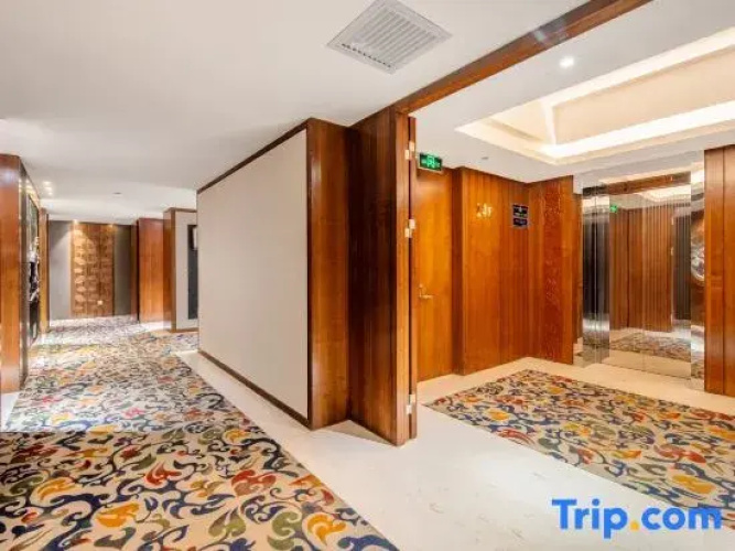Ronghai Dream Hotel