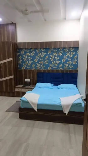 Hotel SR Siddhivinayak