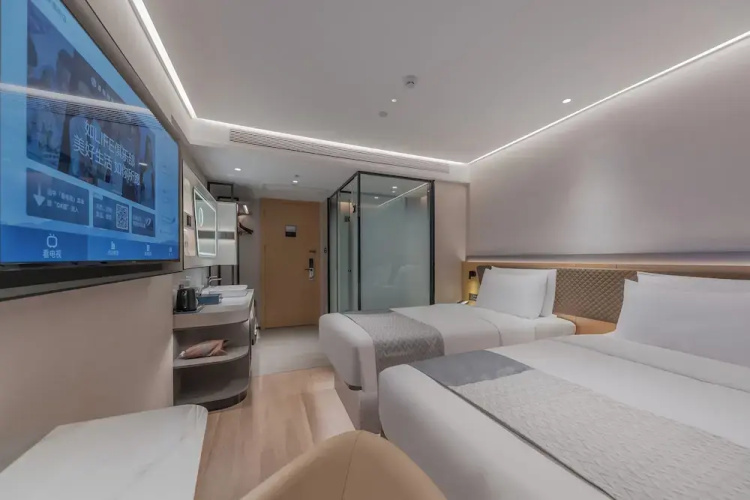 SKYBIRD Hotel