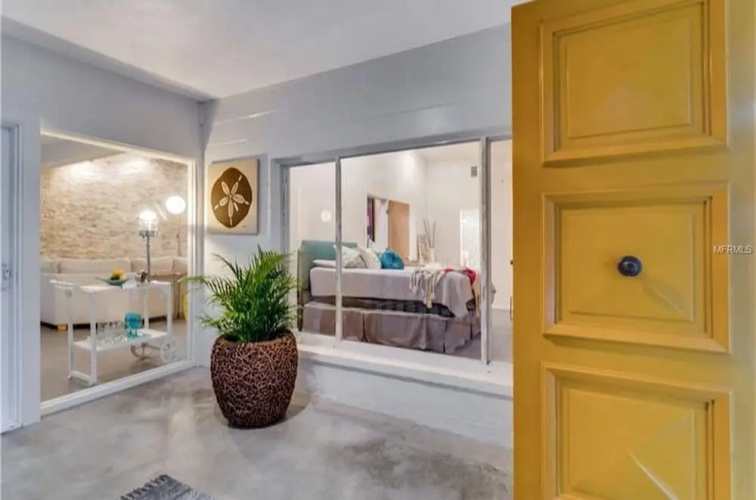 Calle de Peru by Beachside Management