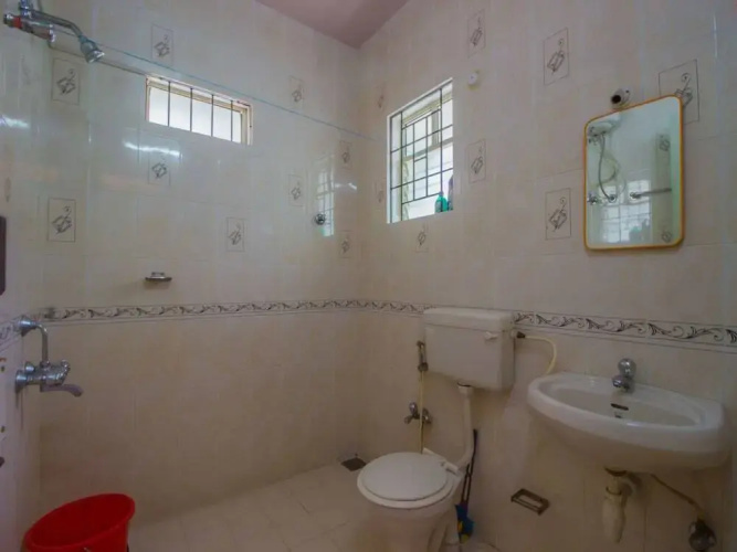 OYO Home 13674 Pool View Studio