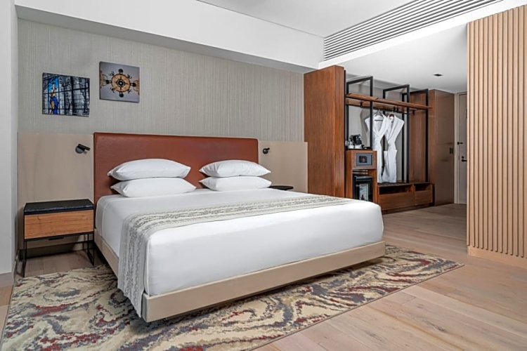 Standard Club room