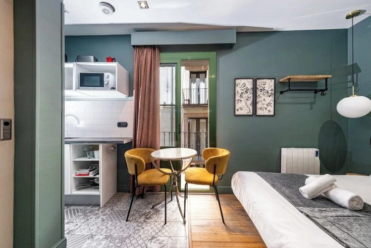 1 Bedroom Standard Studio with balcony