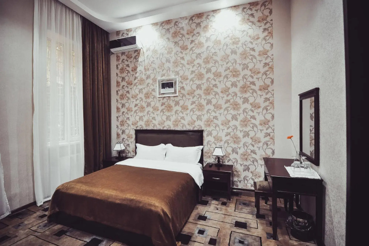 Margo Palace Hostel