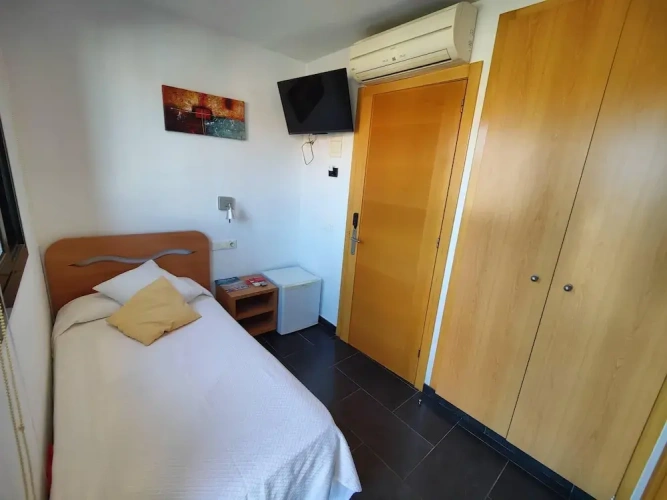 Standard Single room