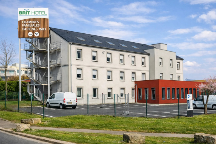 Brit Hotel Confort Roissy Saint-witz - Île-de-France