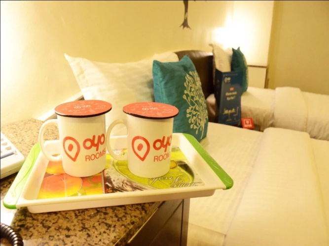 OYO 2161 Hotel Ashray