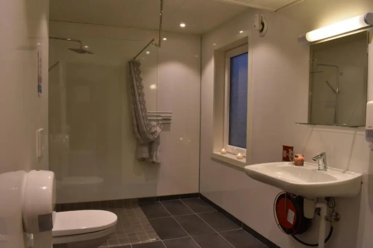 1 Bedroom Apartment with balcony and with view