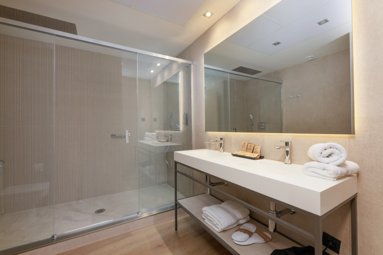Gran Hotel Barcino photo 20