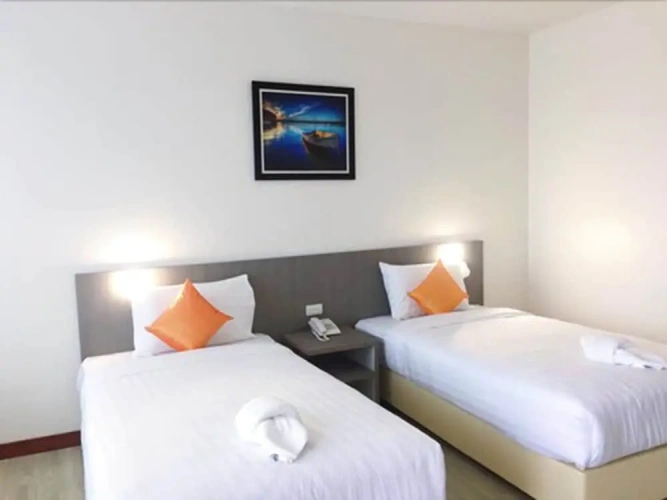 Standard Twin room with balcony