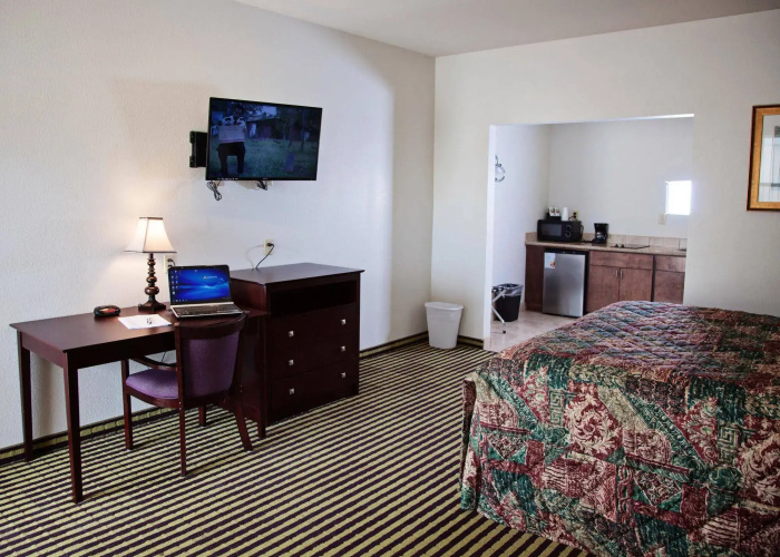 Big Lake Inn & Suites