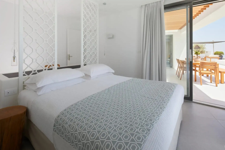 Kamini Santorini Luxury Villas