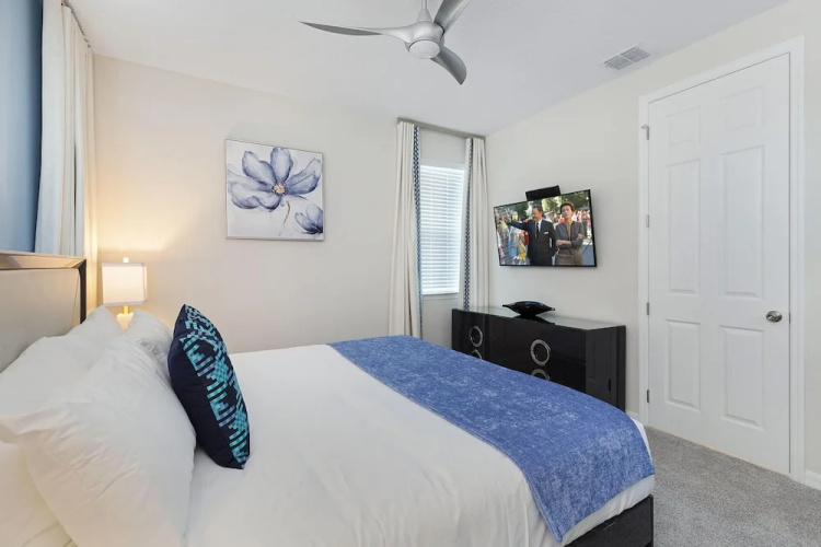 Sr014v: 8 Bed, Dinosaurs Fun, DC Comics, Pool, Shuffle Board