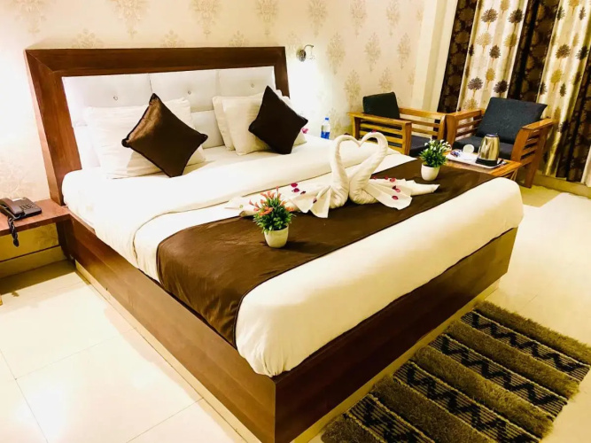 Hotel Nature's Feast