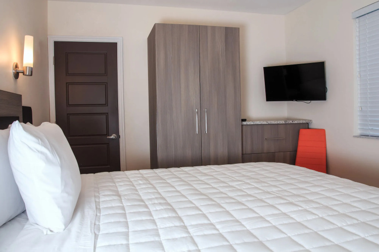 Caribbean Resort Suites