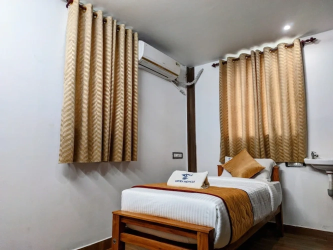 6 Bedrooms Bed in Dorm