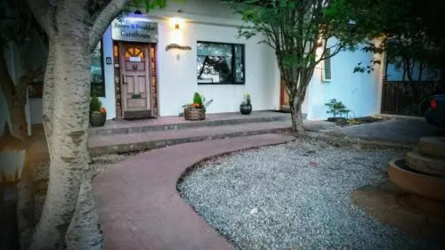 Rooms & Breakfast Guesthouse