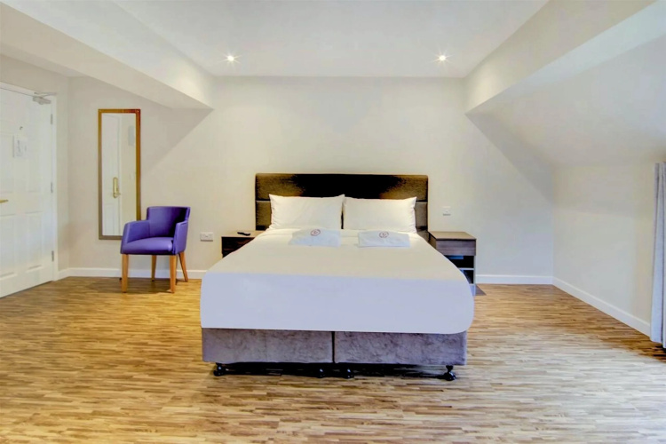 The Gissons Hotel
