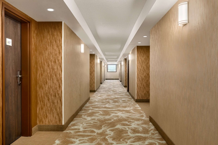 Super 8 By Wyndham Ajax/Toronto photo 11