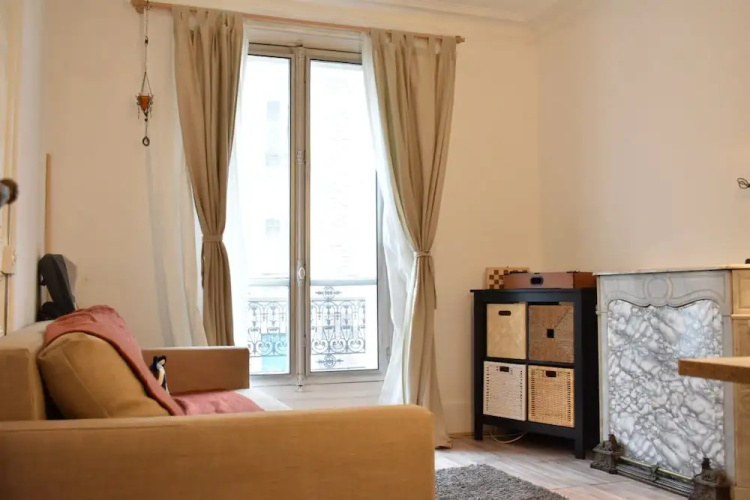 Large Apartment Near Bercy