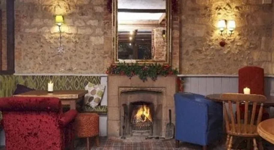 Greyhound Inn
