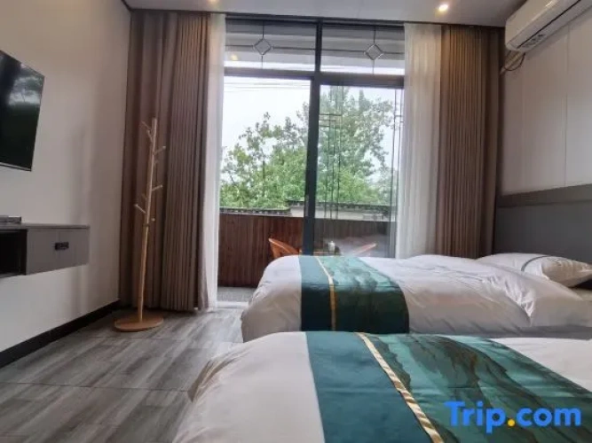 Standard Double room with balcony